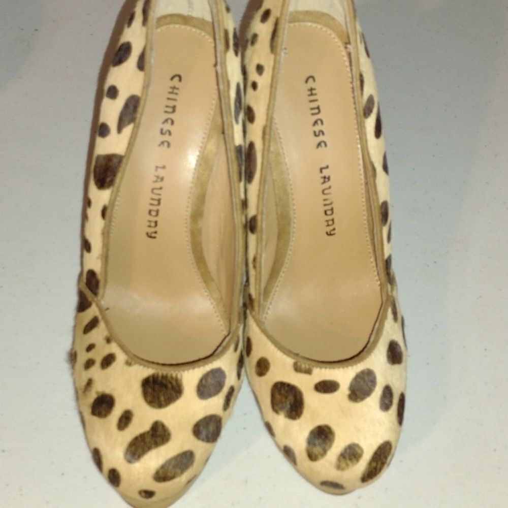 Chinese laundry leopard cheetah animal print w platforms high heel